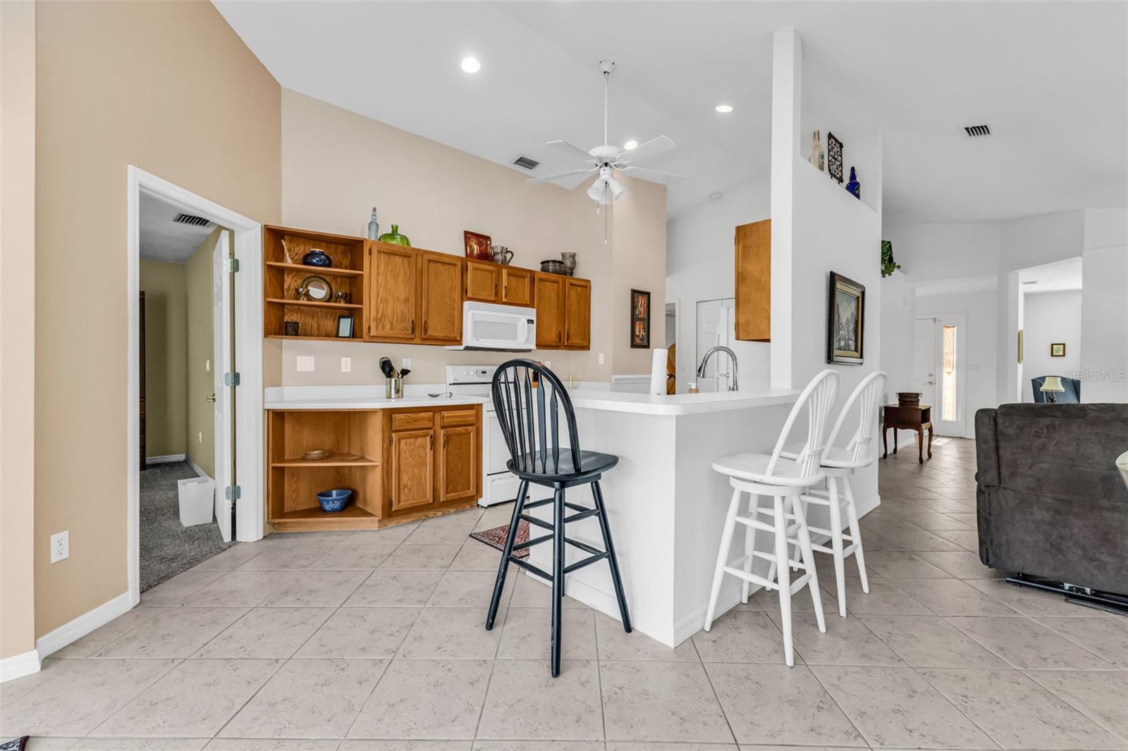 Image 13 of 42 For 13412 Pembroke Circle N