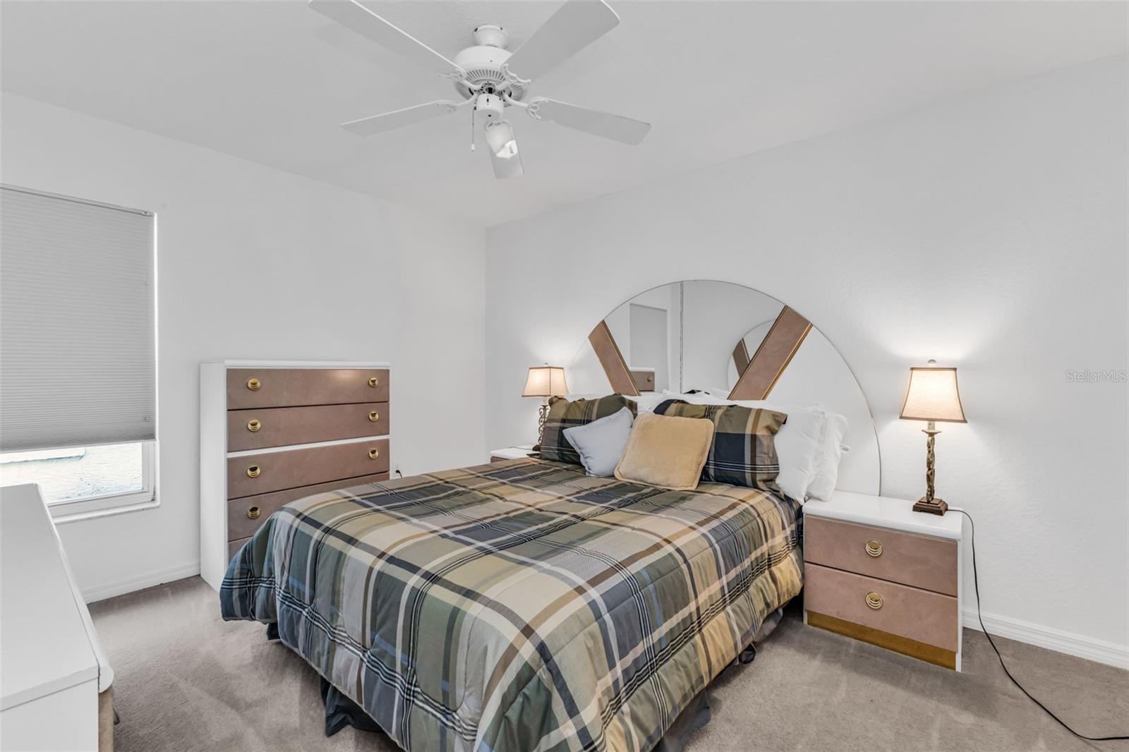 Image 21 of 42 For 13412 Pembroke Circle N