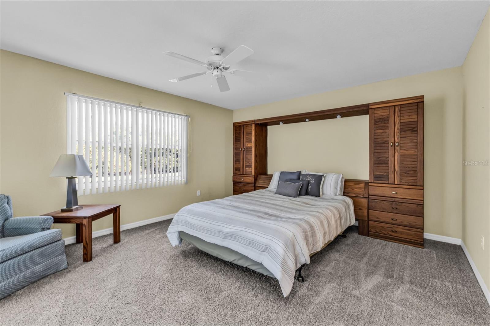 Image 23 of 42 For 13412 Pembroke Circle N