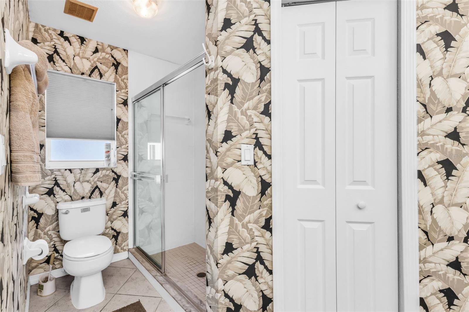 Image 27 of 42 For 13412 Pembroke Circle N