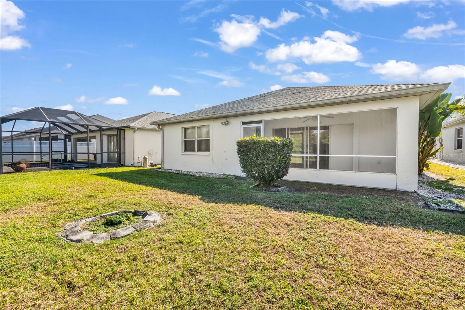 Image 32 of 42 For 13412 Pembroke Circle N