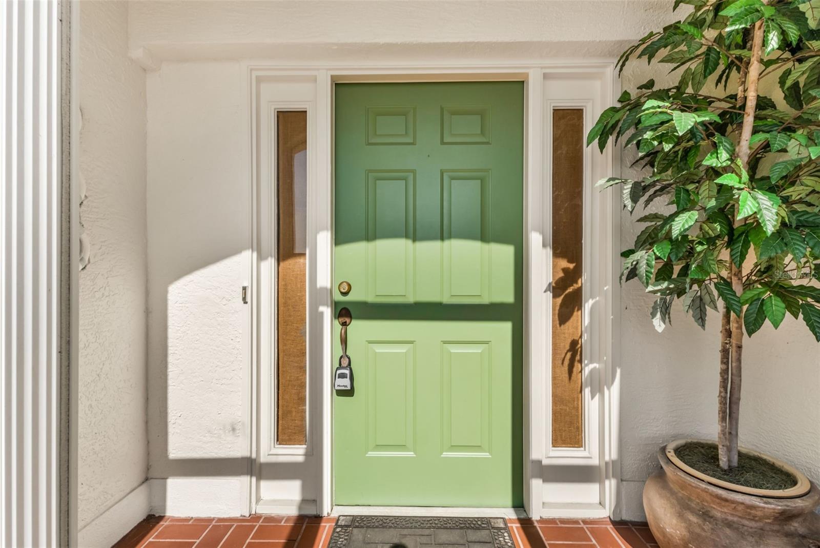 Image 5 of 42 For 13412 Pembroke Circle N