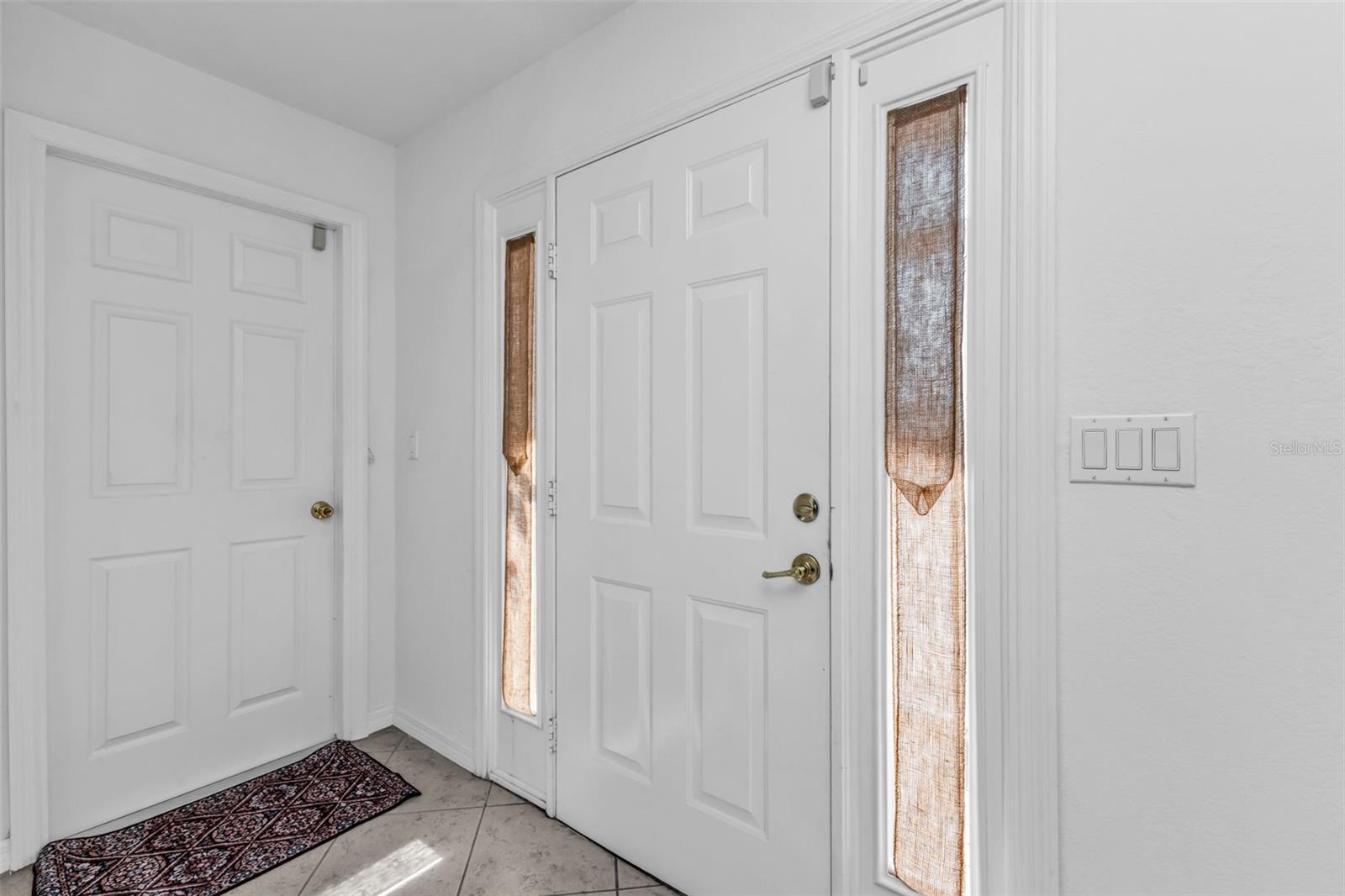 Image 6 of 42 For 13412 Pembroke Circle N