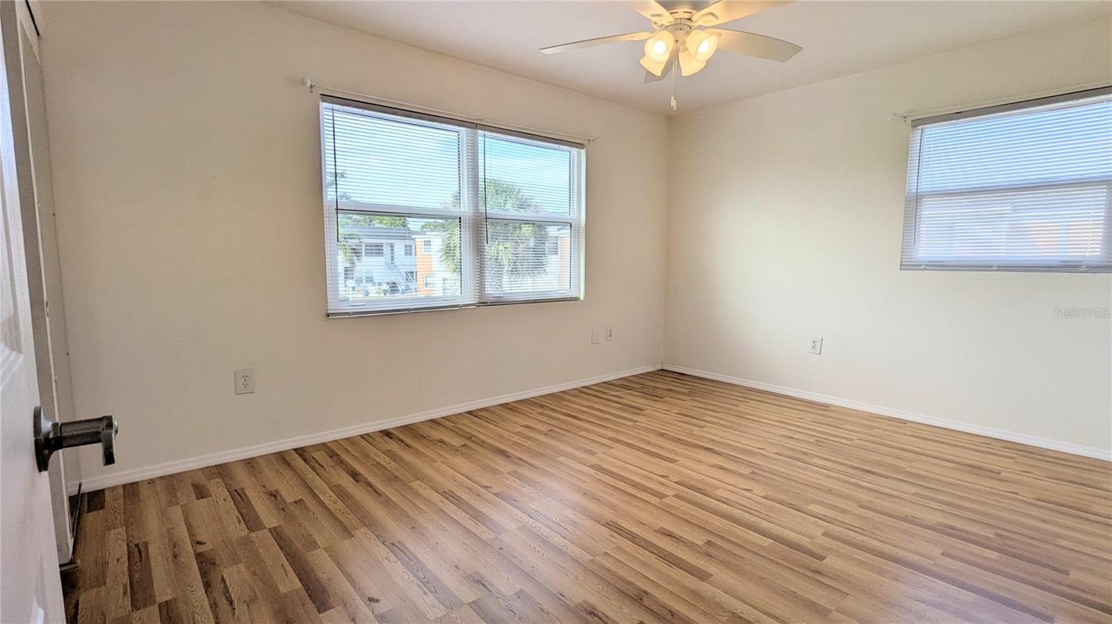 Image 16 of 35 For 4158 Tamiami Trail U3