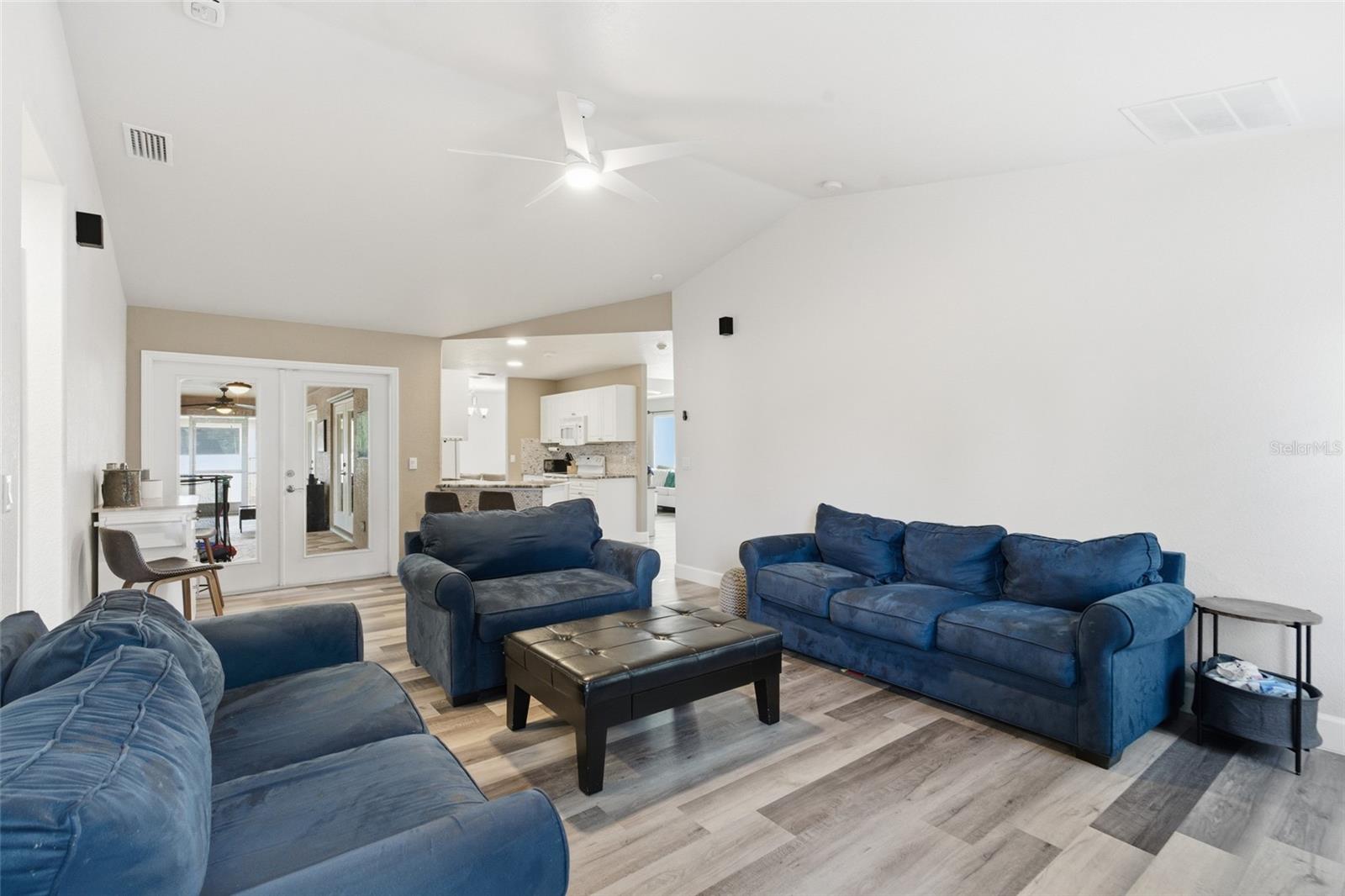 Image 18 of 62 For 4409 Kenoska Street