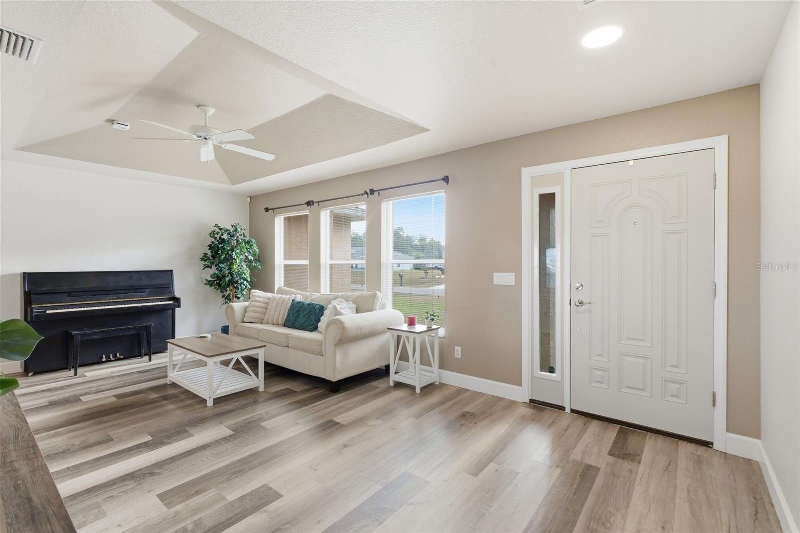 Image 2 of 62 For 4409 Kenoska Street