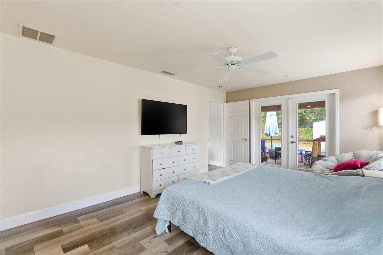 Image 24 of 62 For 4409 Kenoska Street