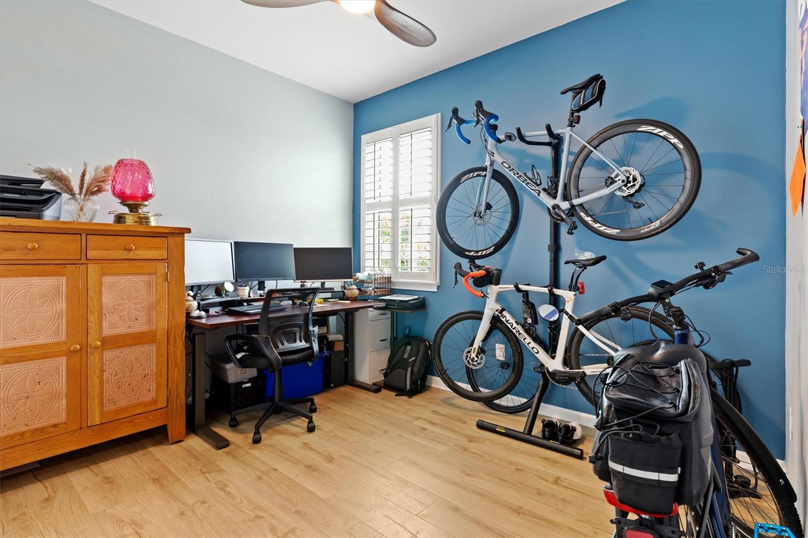 Image 28 of 90 For 11819 Sistine Lane