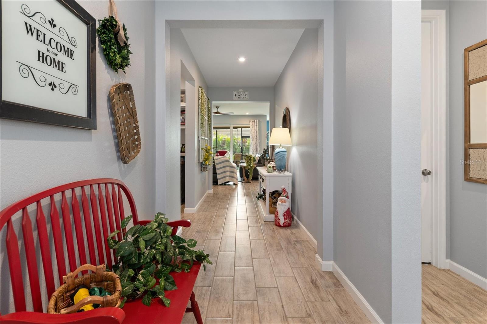 Image 8 of 90 For 11819 Sistine Lane