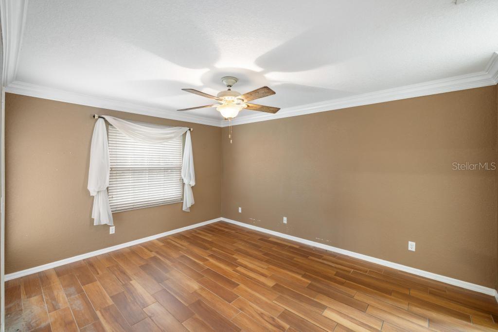 Image 20 of 46 For 19310 Water Oak Drive 103