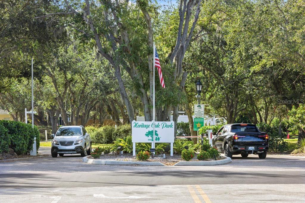 Image 35 of 46 For 19310 Water Oak Drive 103