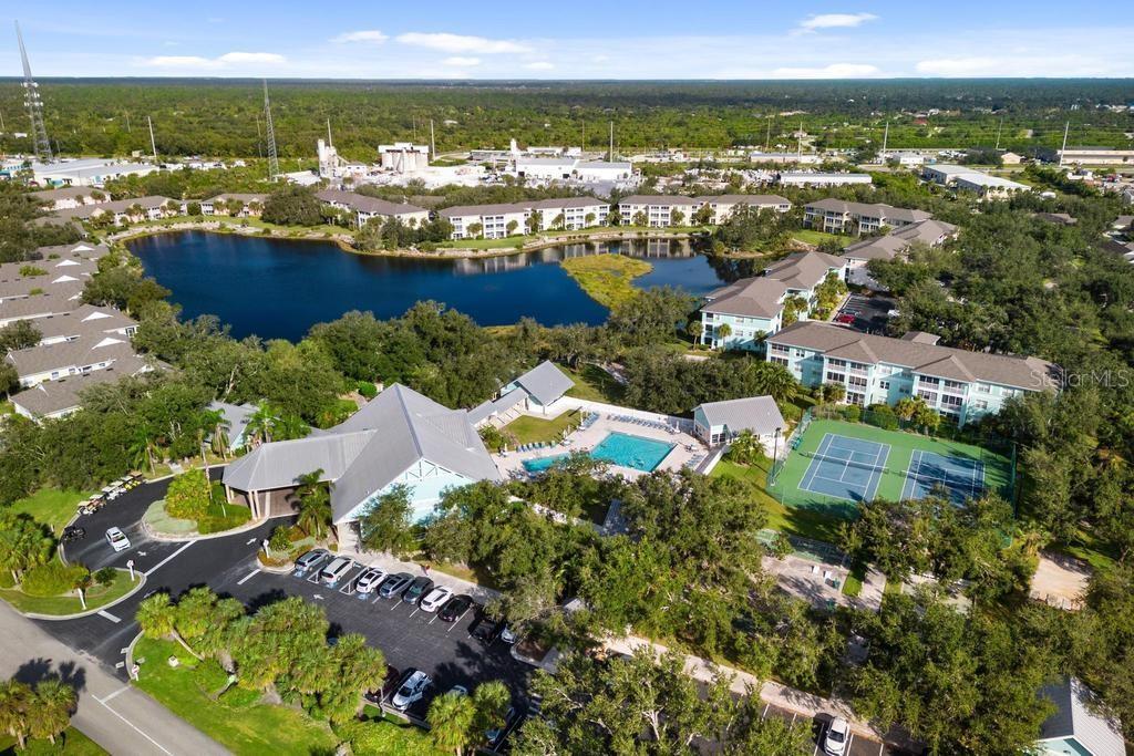 Image 37 of 46 For 19310 Water Oak Drive 103