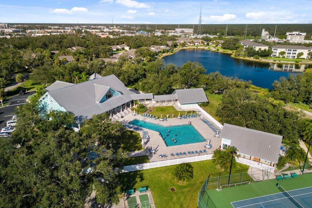 Image 38 of 46 For 19310 Water Oak Drive 103