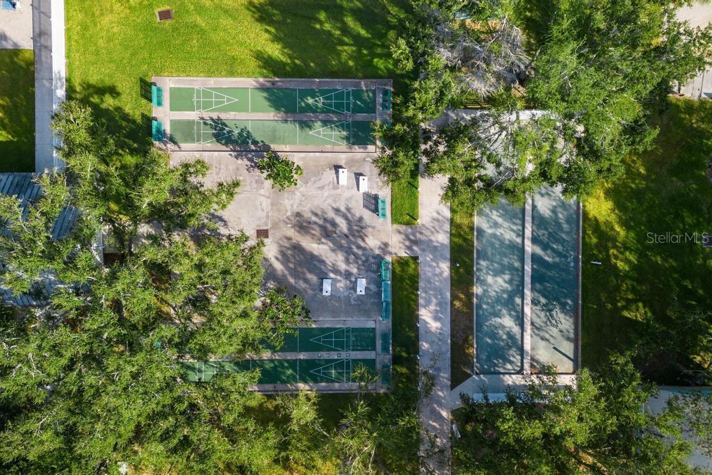 Image 40 of 46 For 19310 Water Oak Drive 103