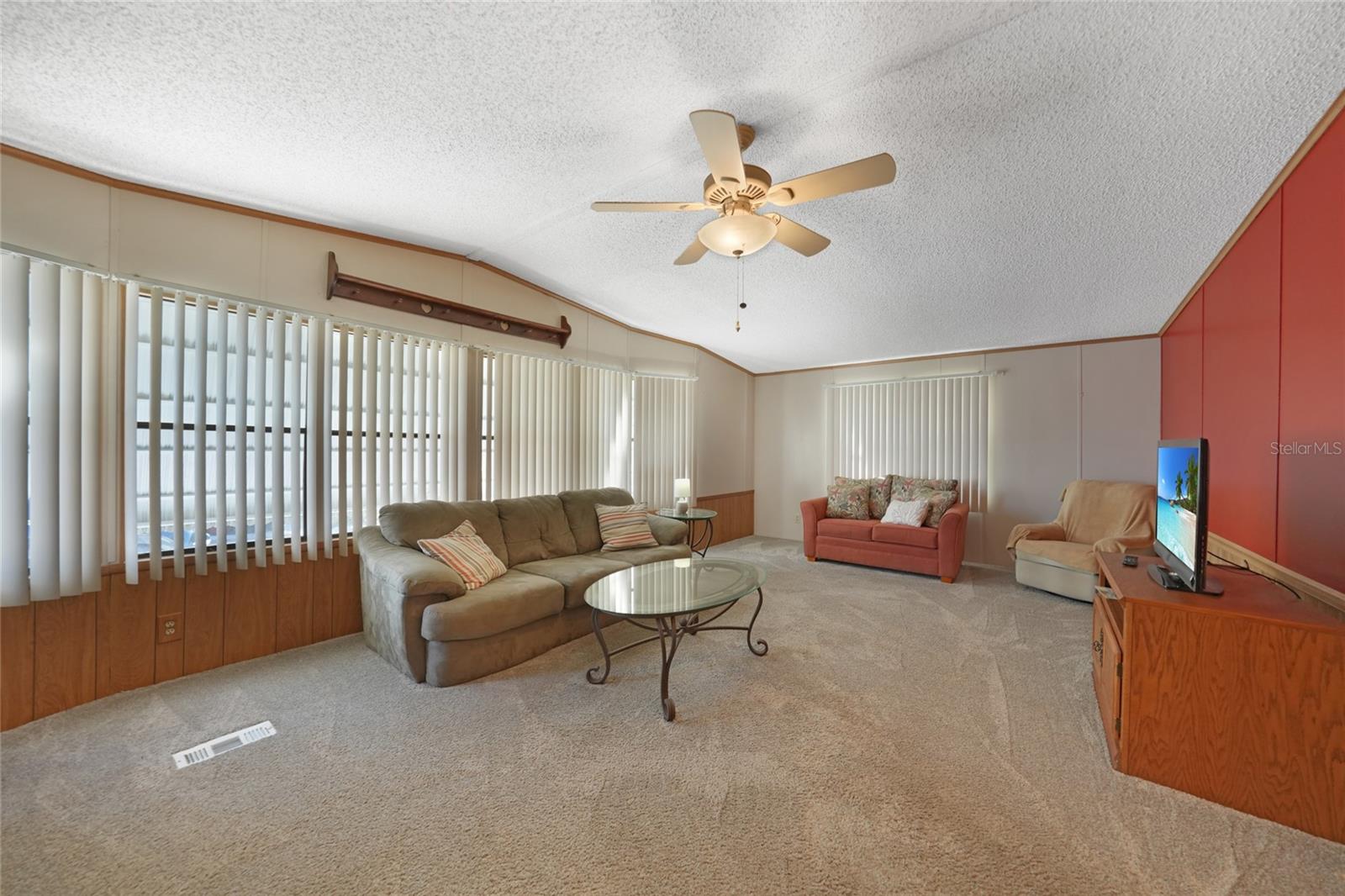 Image 8 of 28 For 10101 Burnt Store Road 54