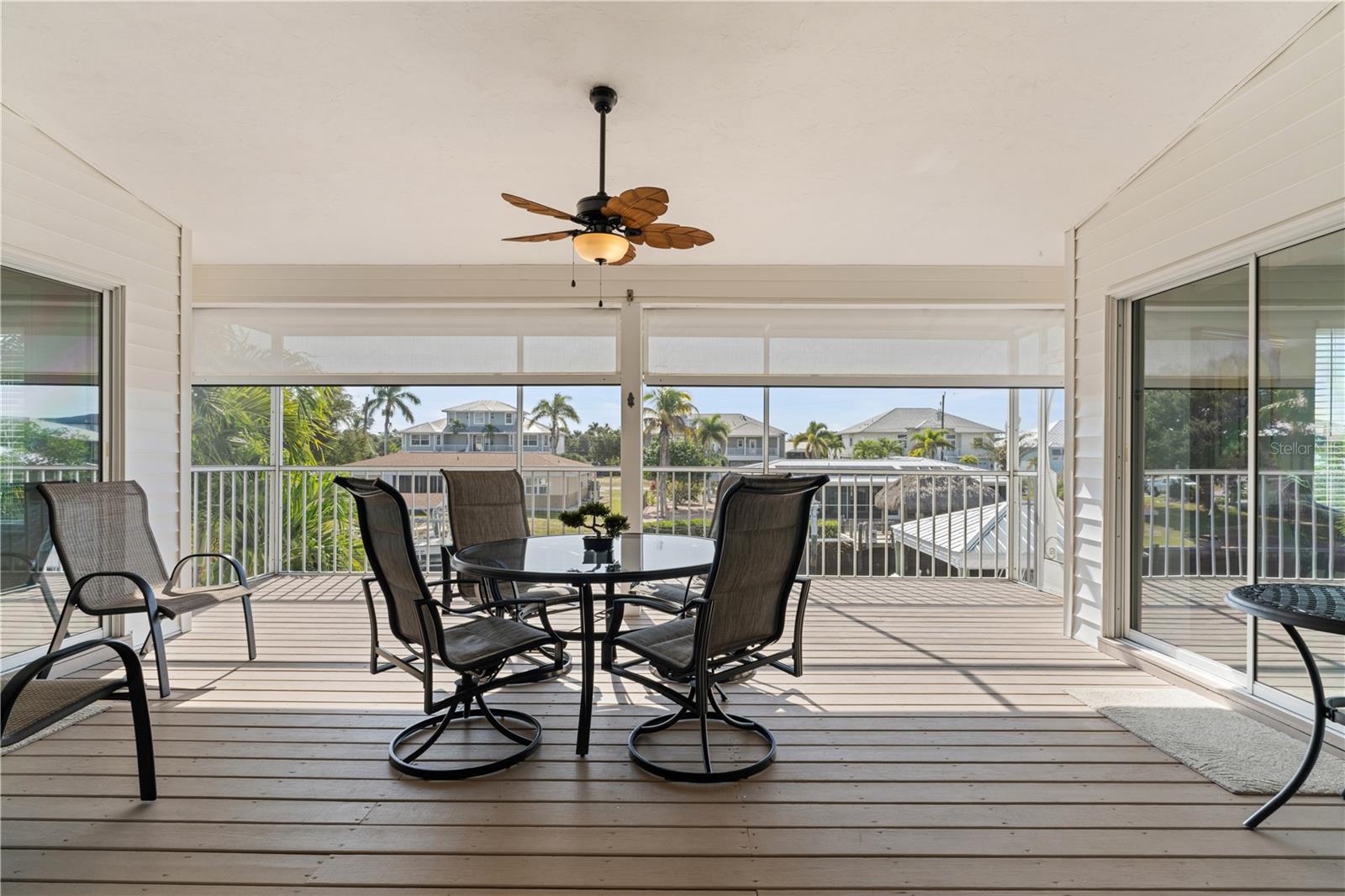 Image 10 of 75 For 24377 Treasure Island Boulevard