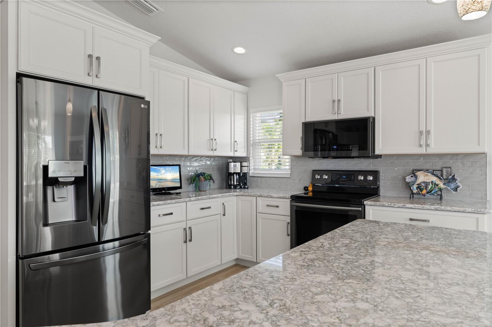 Image 27 of 75 For 24377 Treasure Island Boulevard