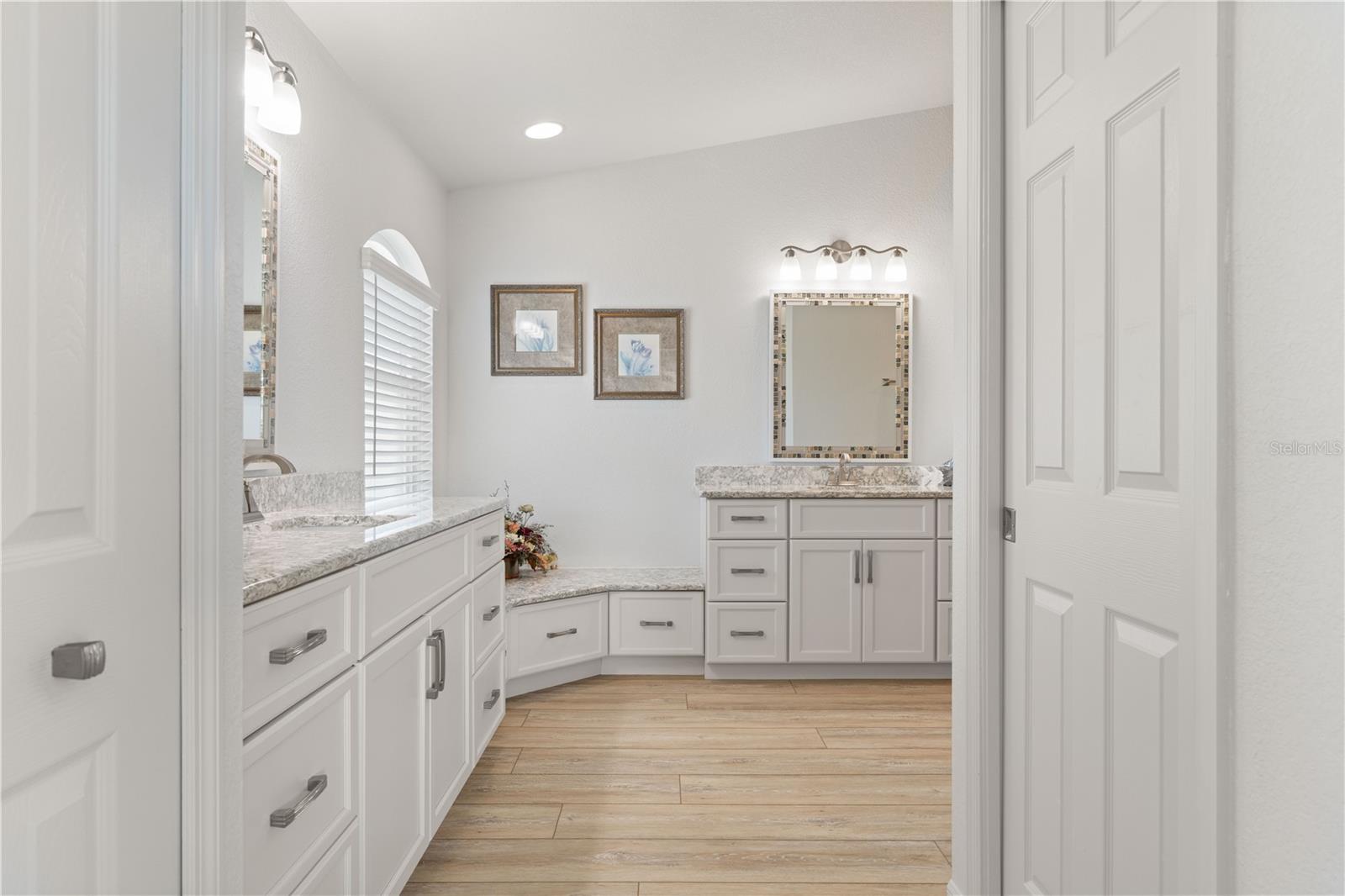 Image 35 of 75 For 24377 Treasure Island Boulevard