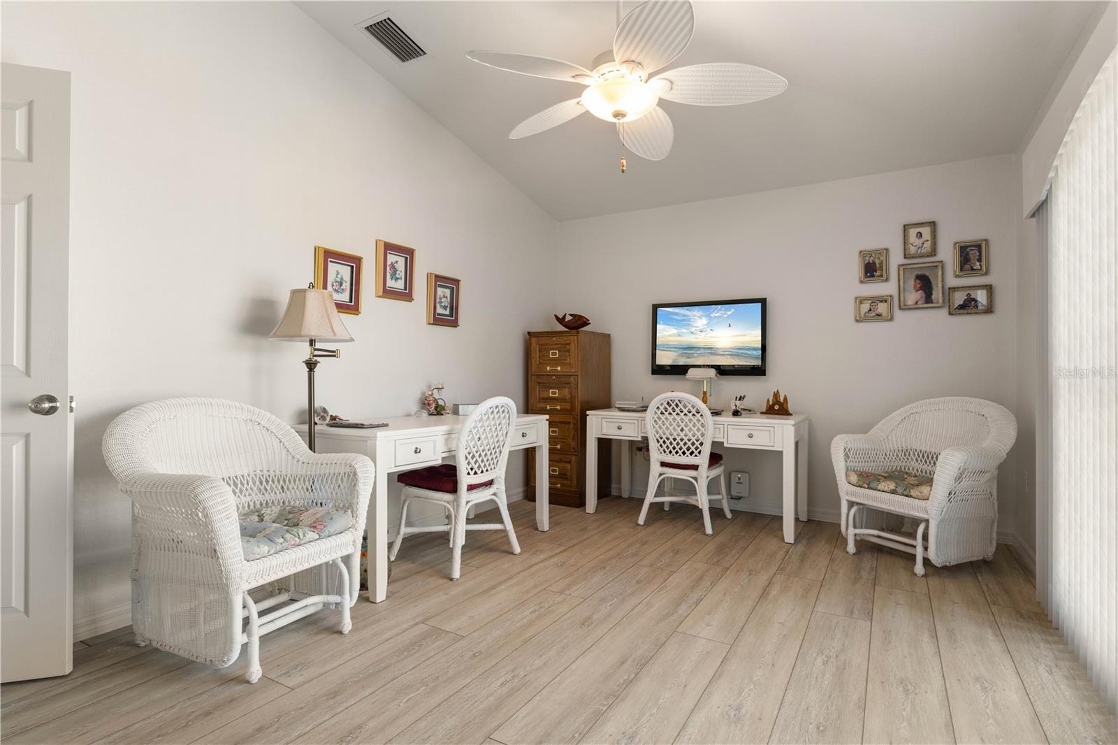 Image 46 of 75 For 24377 Treasure Island Boulevard