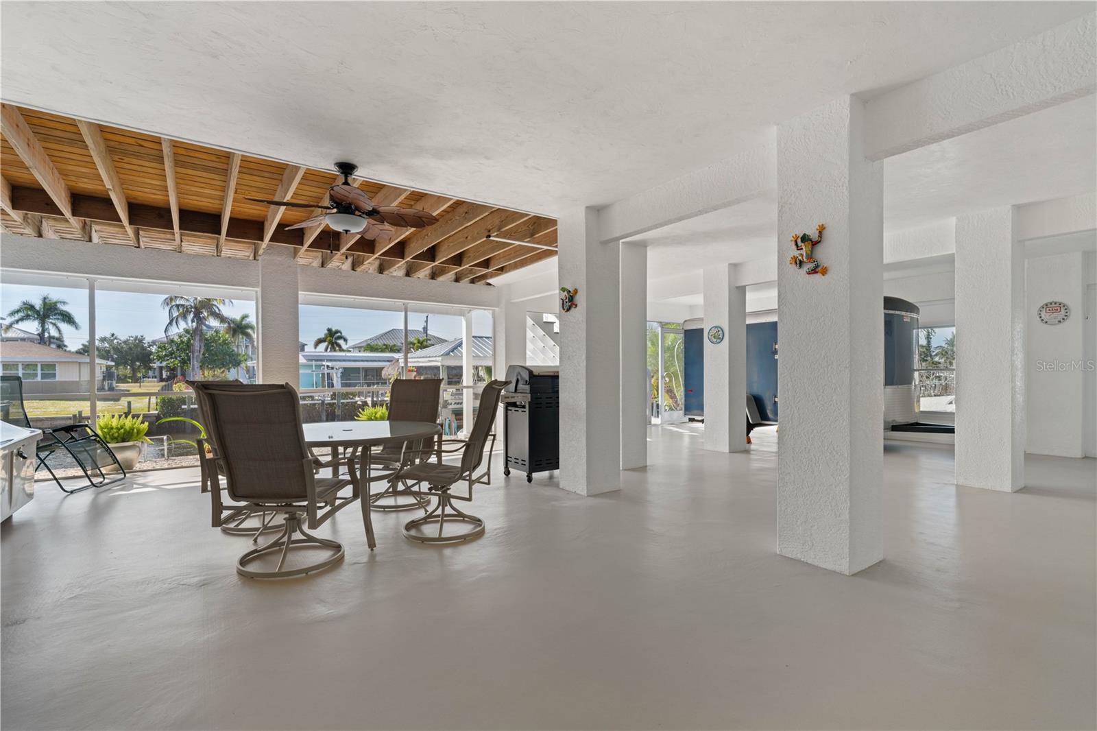 Image 57 of 75 For 24377 Treasure Island Boulevard