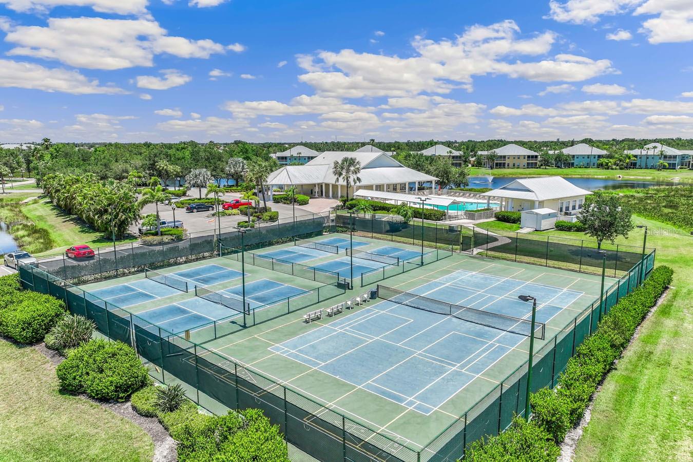 Image 31 of 35 For 2061 Royal Tern Circle
