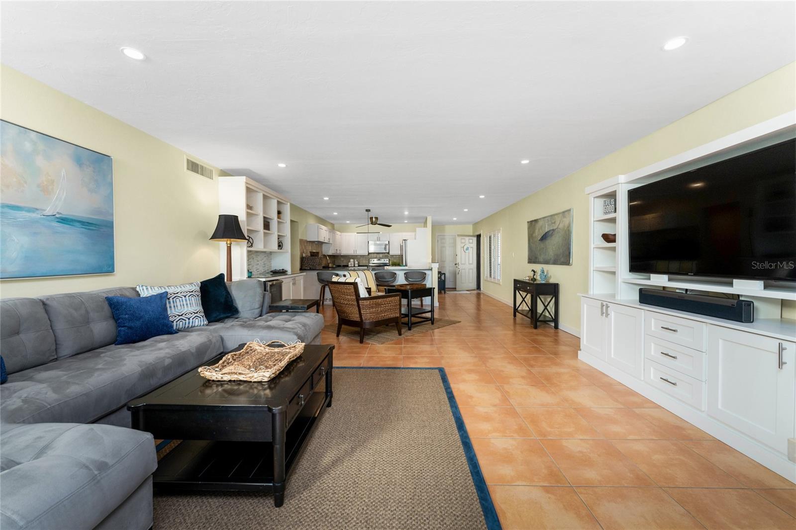 Image 16 of 79 For 3230 South Shore Drive 33b