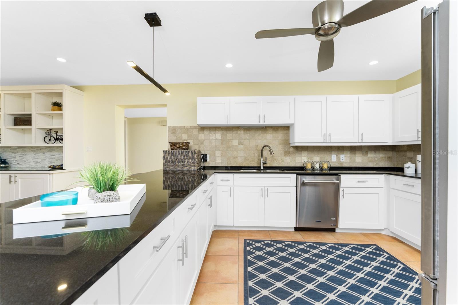 Image 23 of 79 For 3230 South Shore Drive 33b