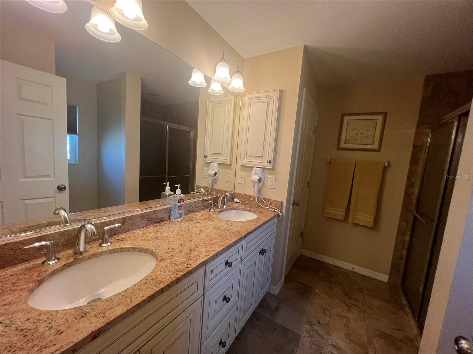 Image 13 of 36 For 12660 Lakeside Drive