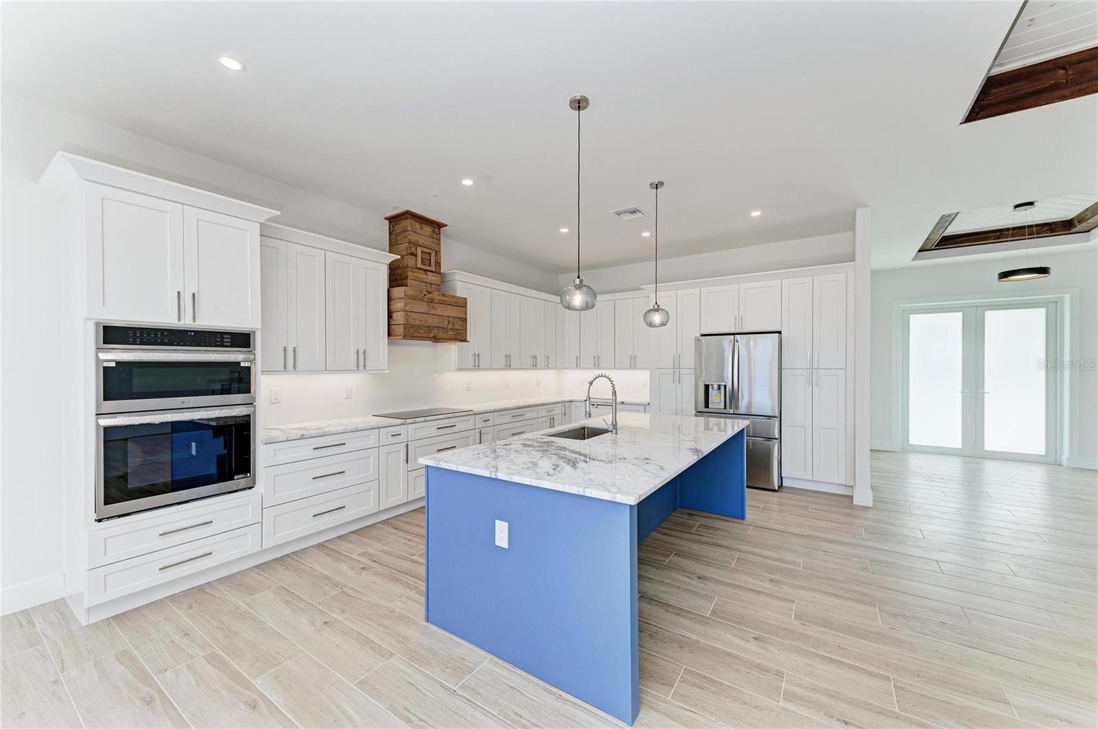 Image 23 of 72 For 3564 Peace River Drive