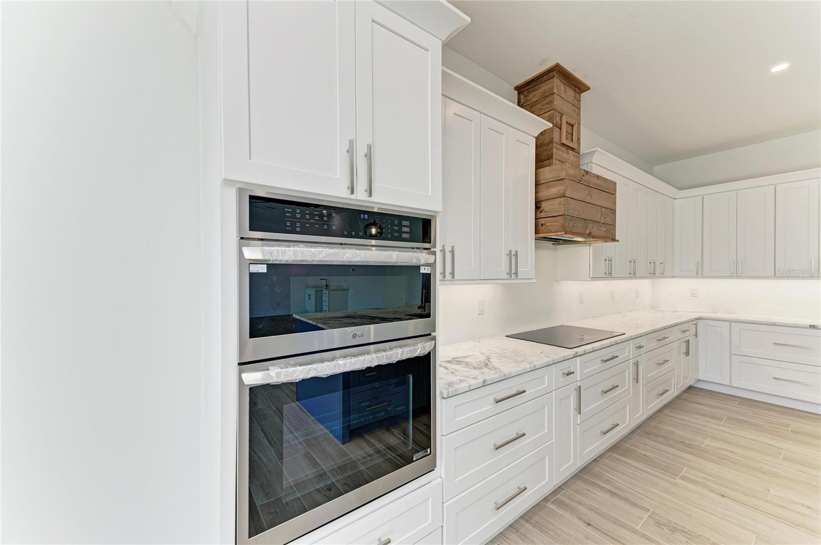 Image 25 of 72 For 3564 Peace River Drive