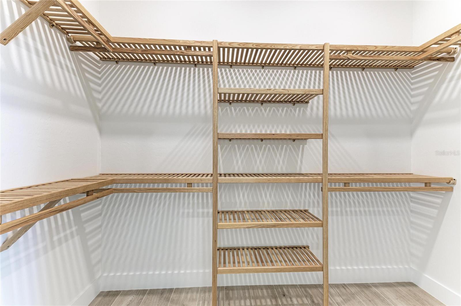 Image 36 of 72 For 3564 Peace River Drive