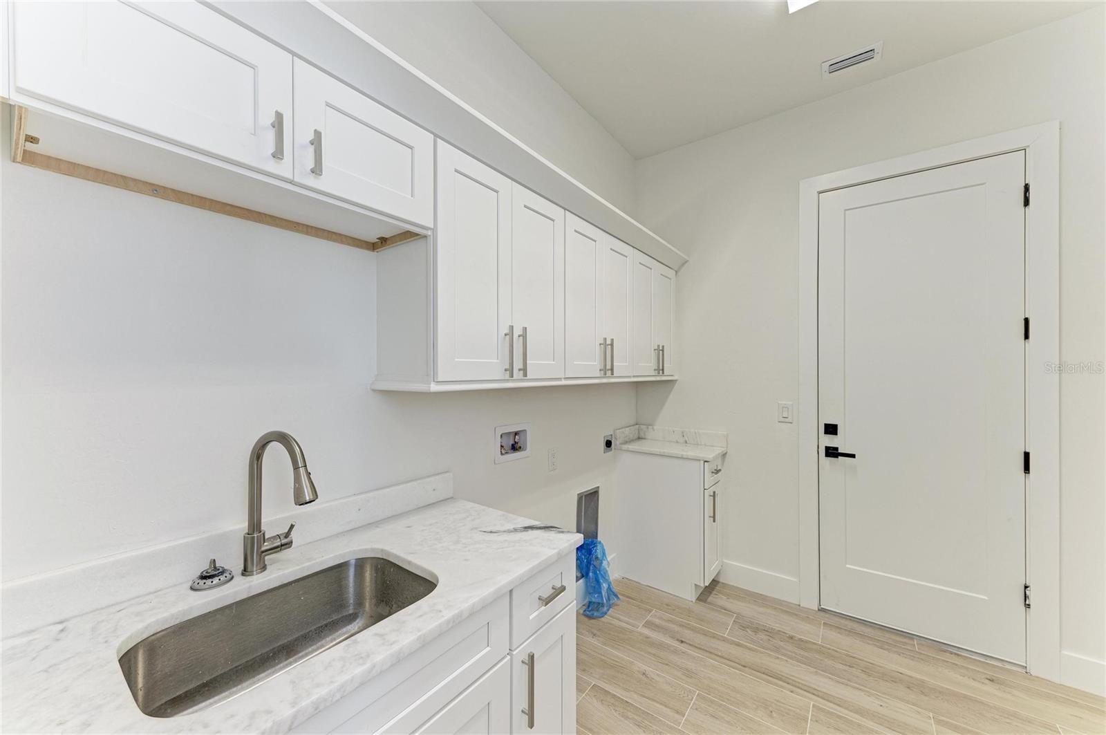 Image 54 of 72 For 3564 Peace River Drive