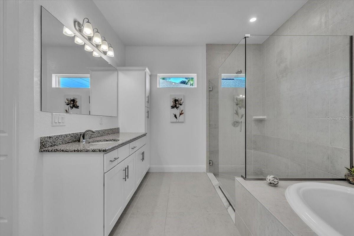 Image 19 of 44 For 2833 Gleason Parkway