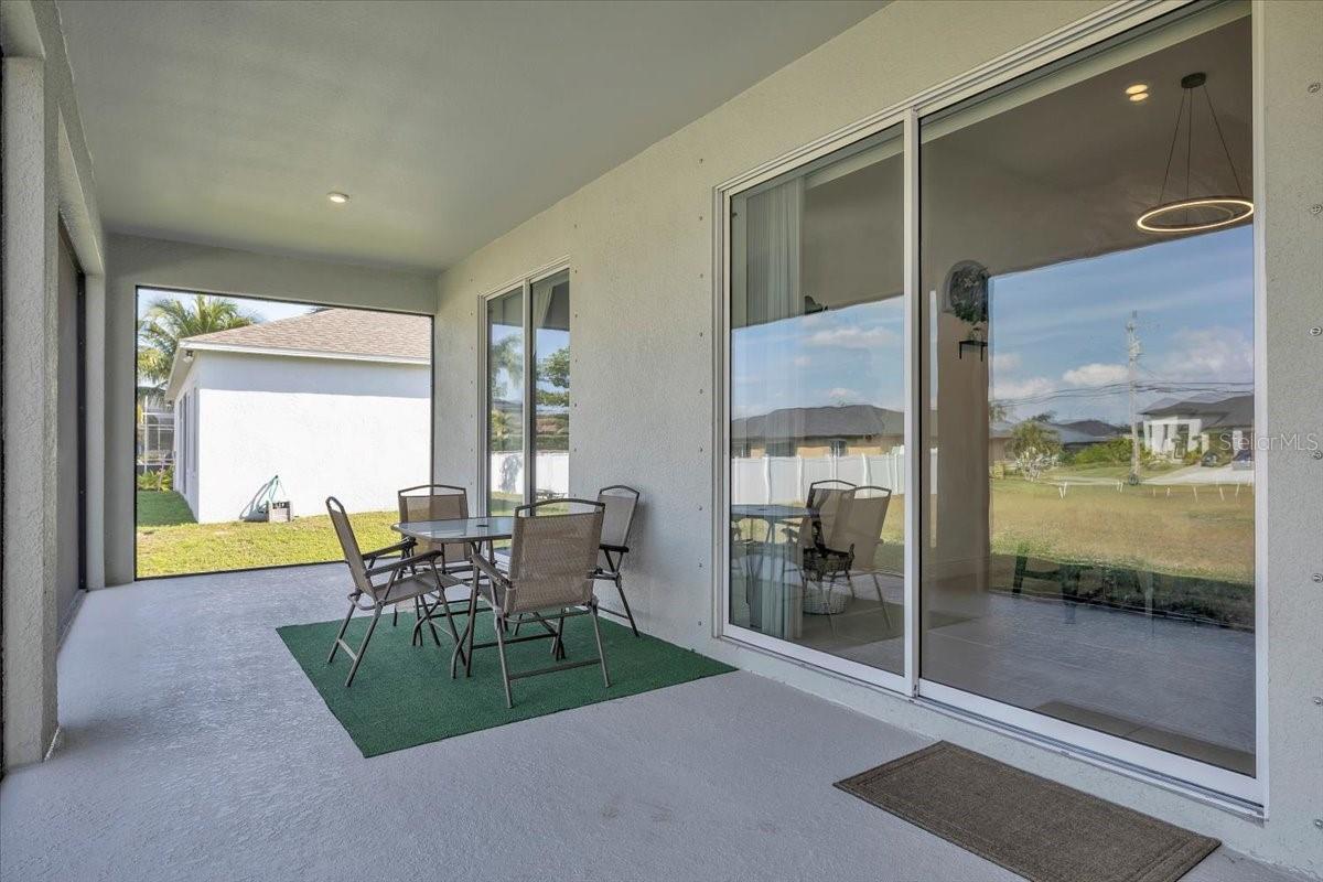 Image 35 of 44 For 2833 Gleason Parkway