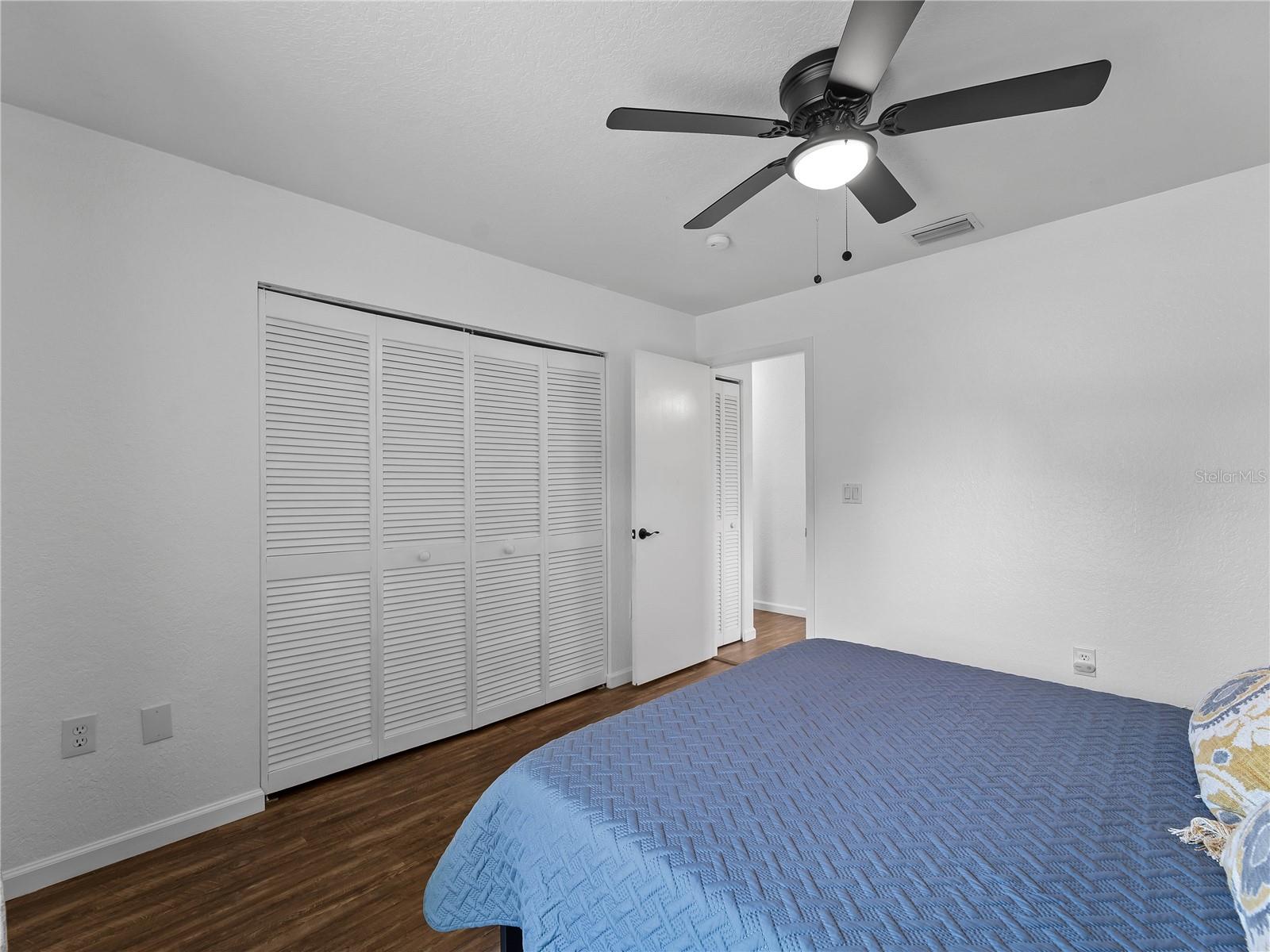 Image 12 of 52 For 780 Haleybury Street