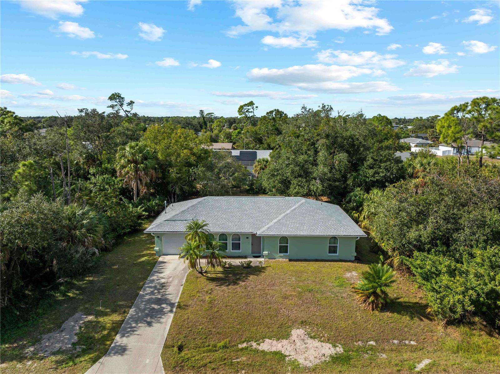 Image 2 of 52 For 780 Haleybury Street