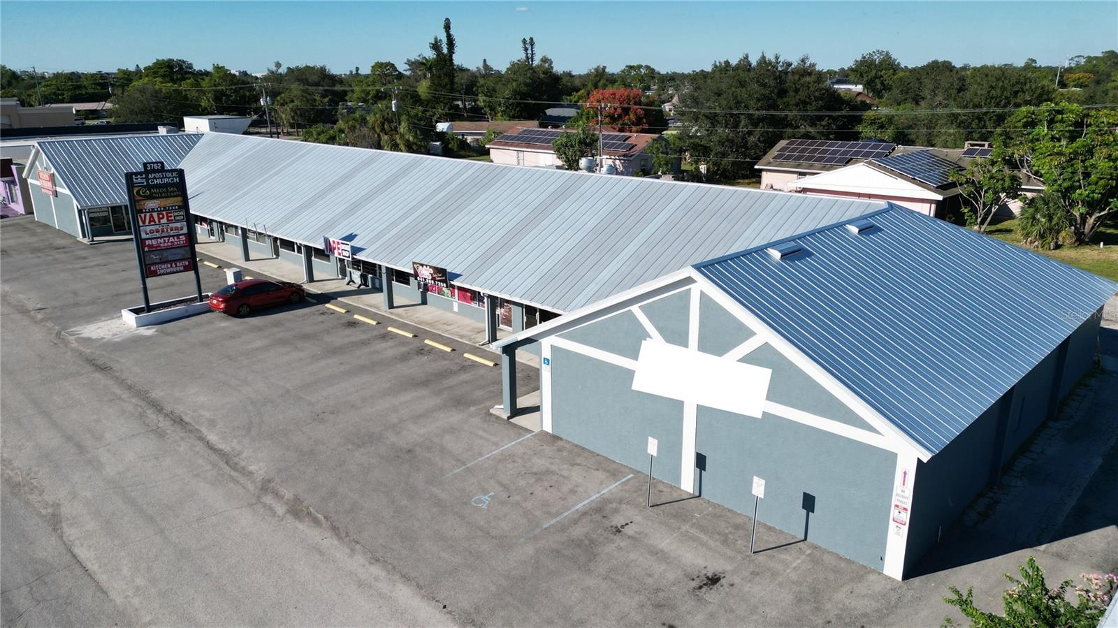 Image 2 of 8 For 3762 Tamiami Trail H