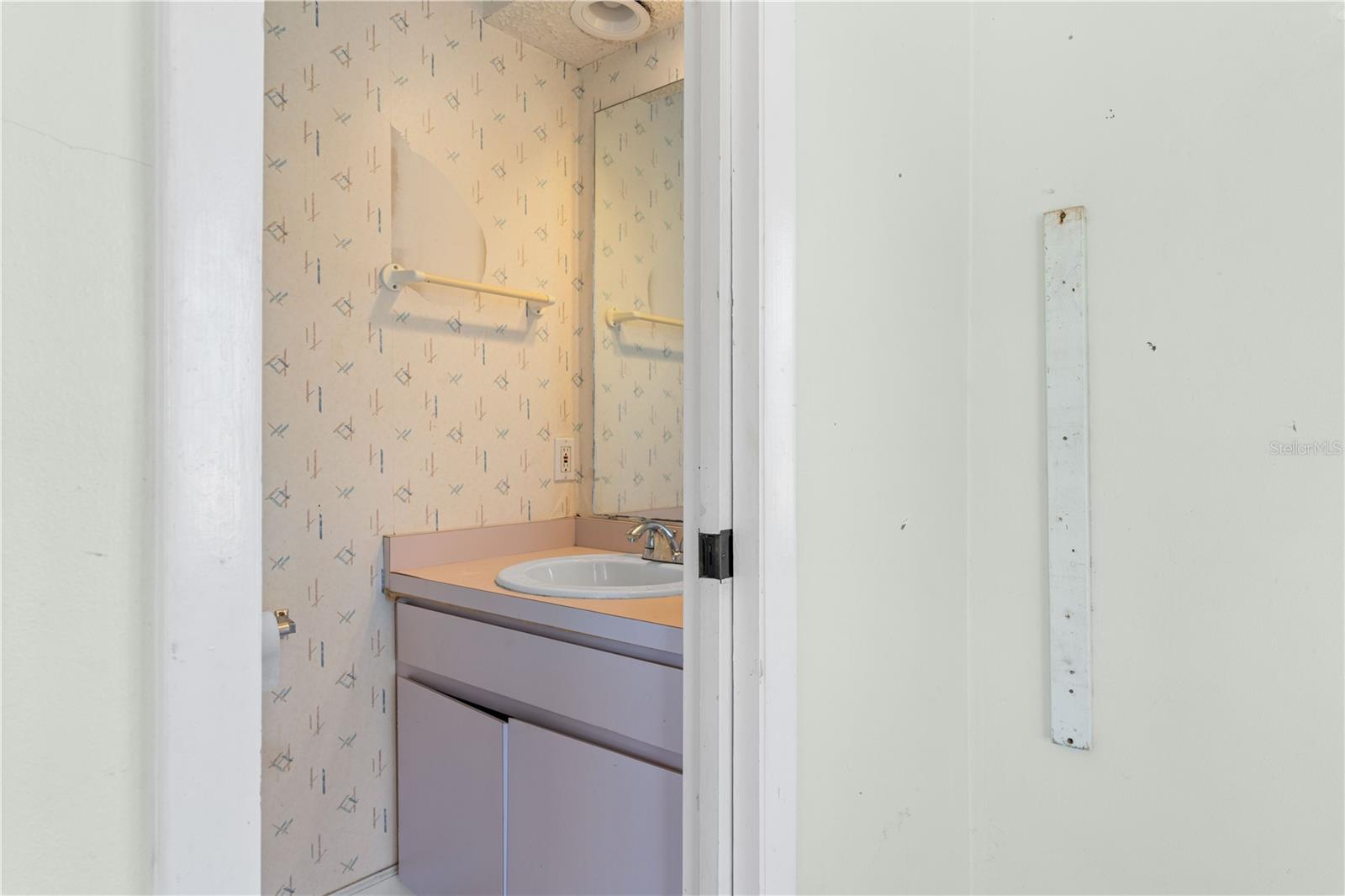 Image 21 of 42 For 3333 Wisteria Place