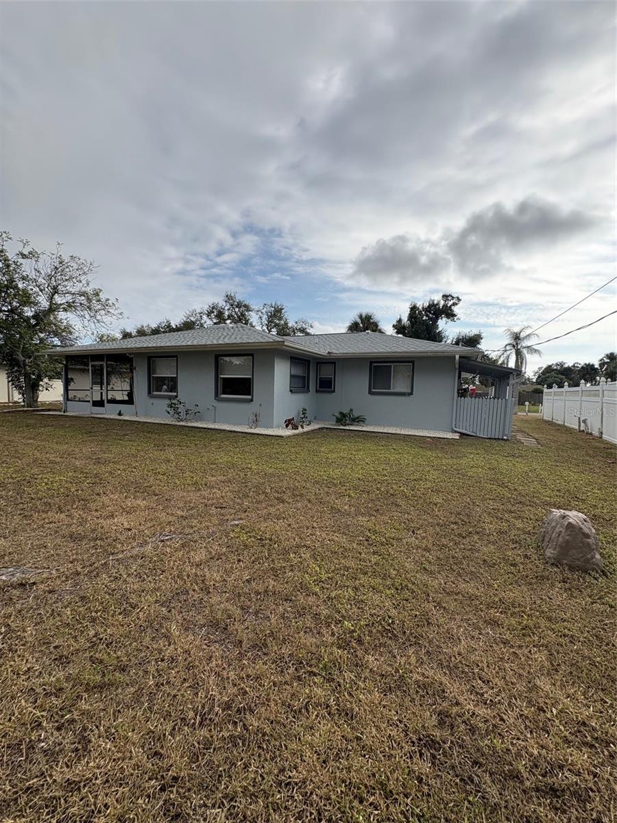 Image 12 of 55 For 947 Shasta Road