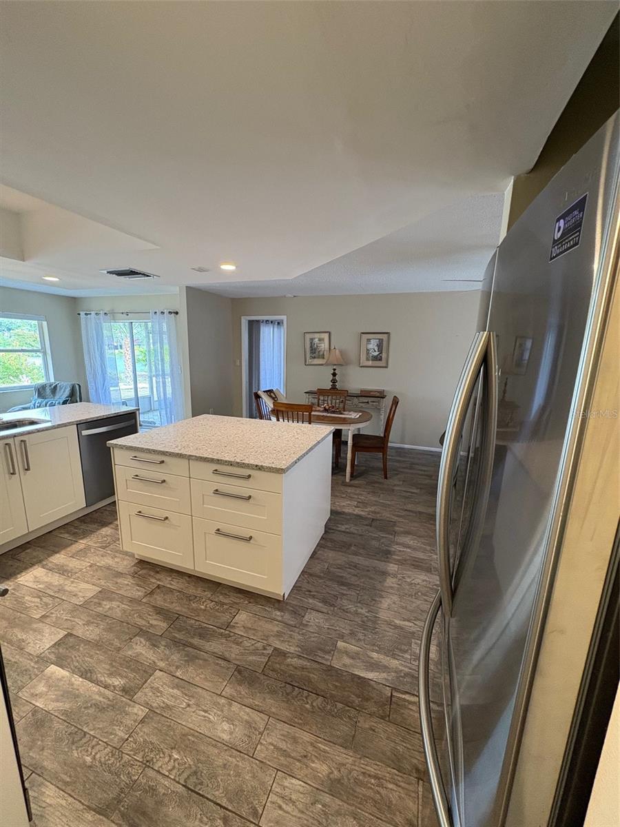 Image 20 of 55 For 947 Shasta Road