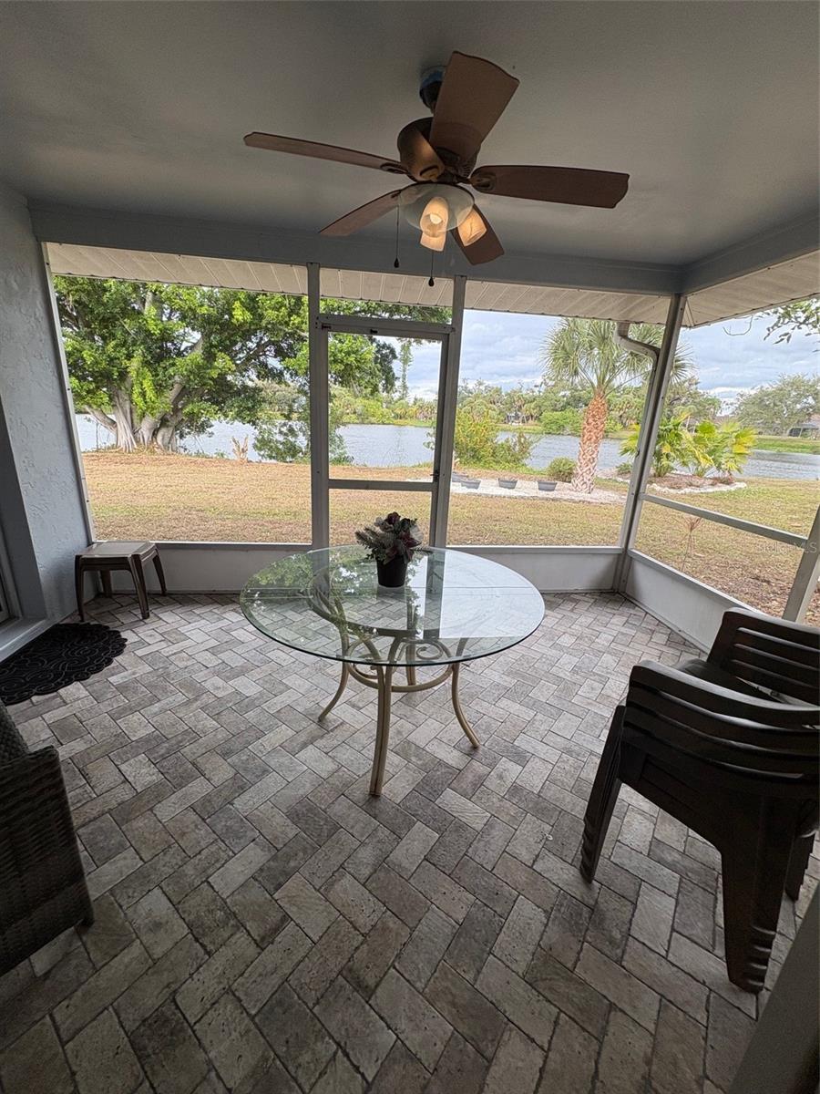 Image 37 of 55 For 947 Shasta Road