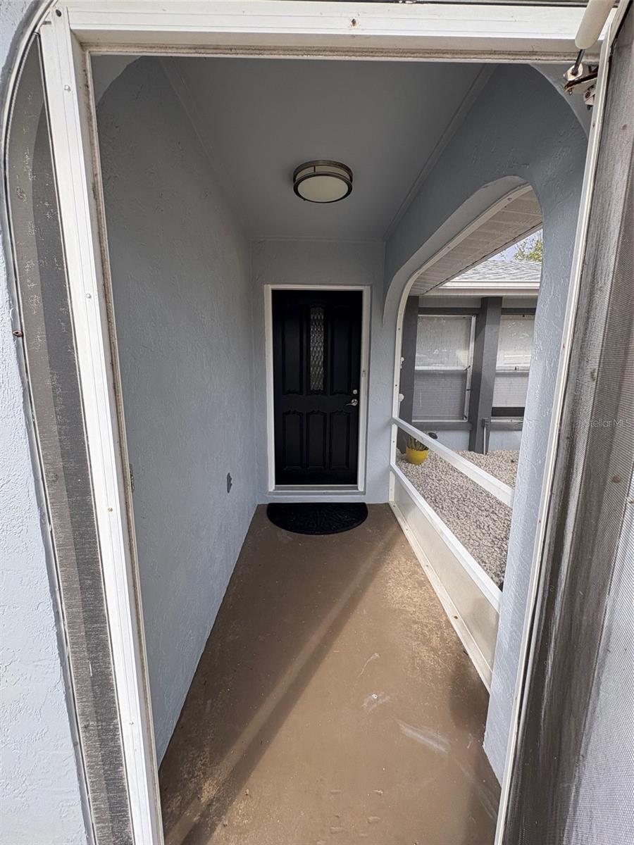 Image 4 of 55 For 947 Shasta Road