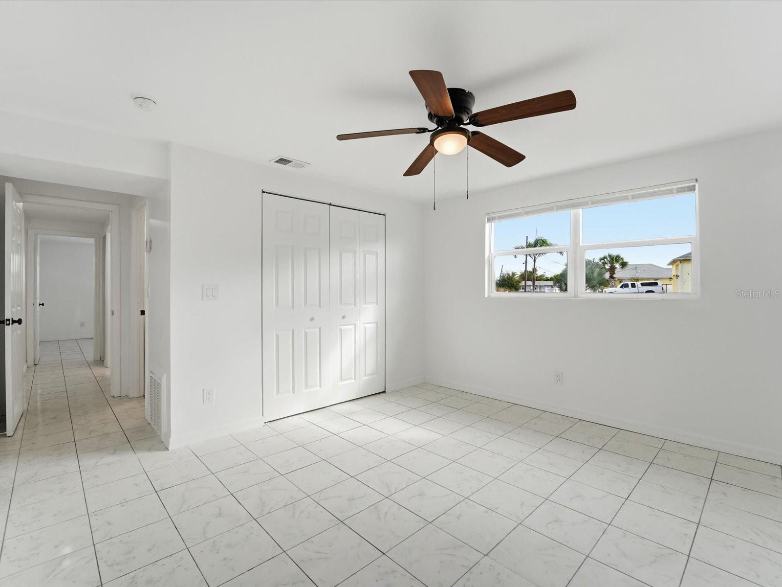 Image 16 of 33 For 111 Francis Drive Ne