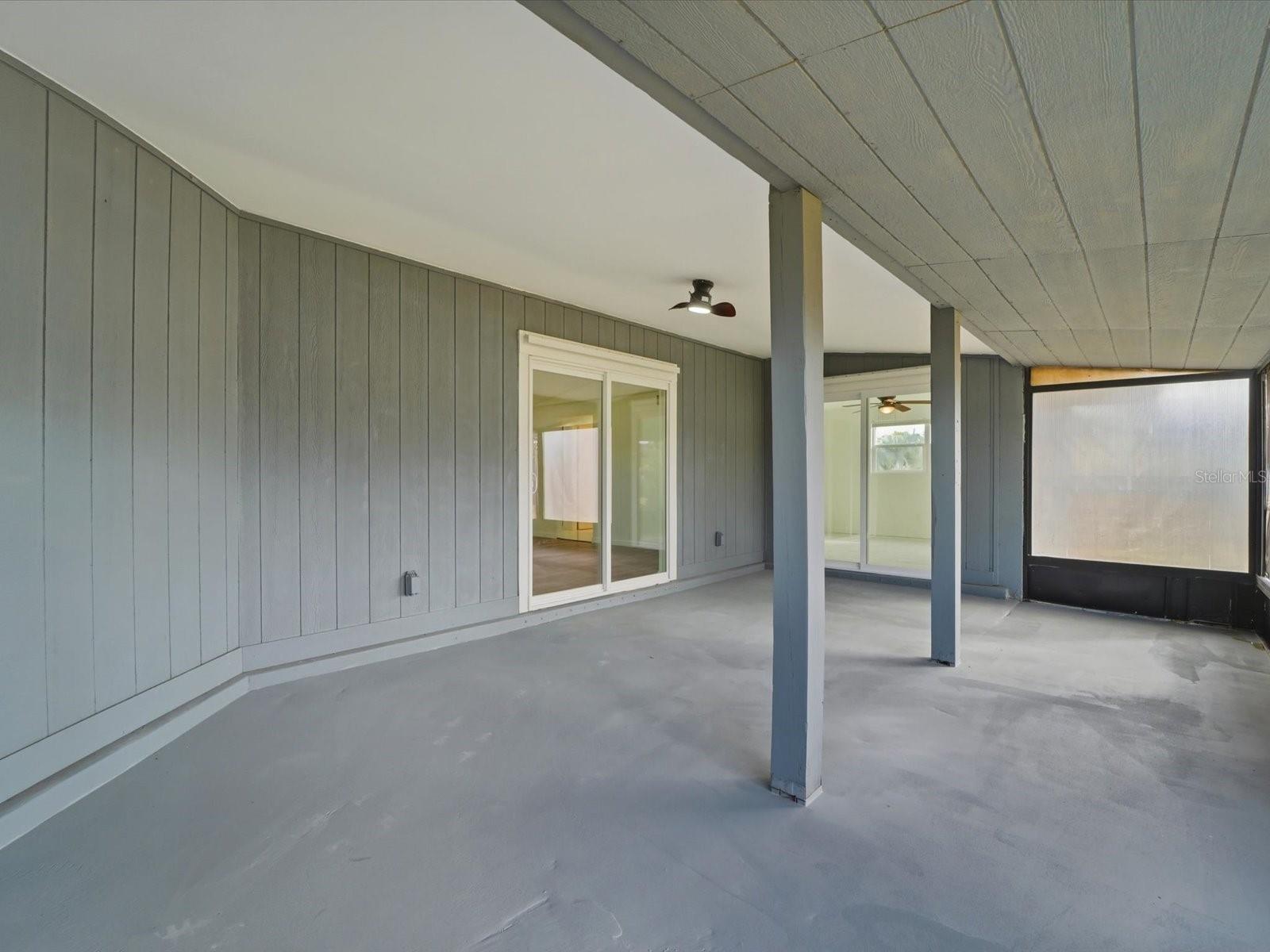 Image 24 of 33 For 111 Francis Drive Ne