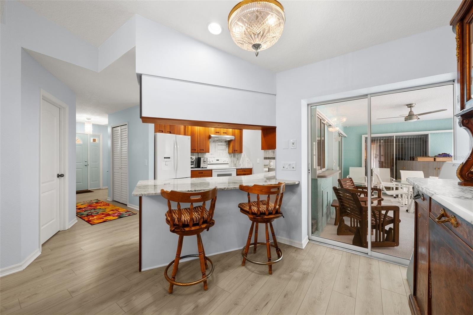 Image 14 of 39 For 840 Van Gogh Road