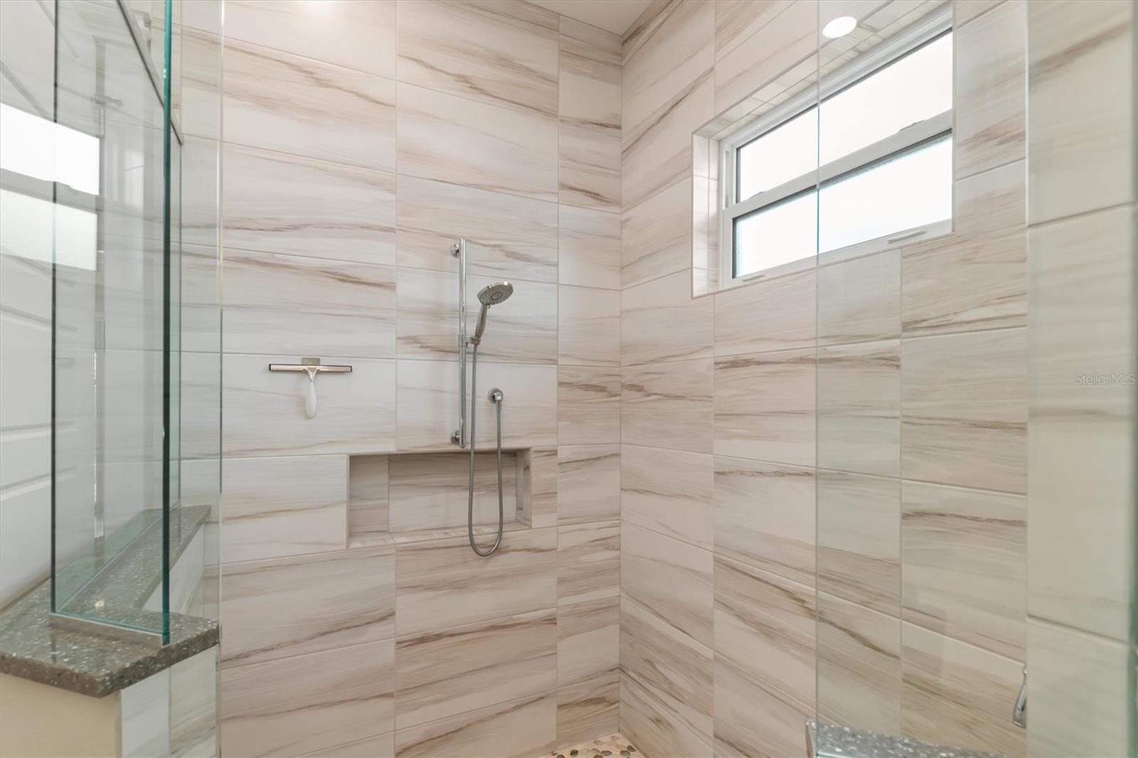 Image 31 of 68 For 15650 Meacham Circle