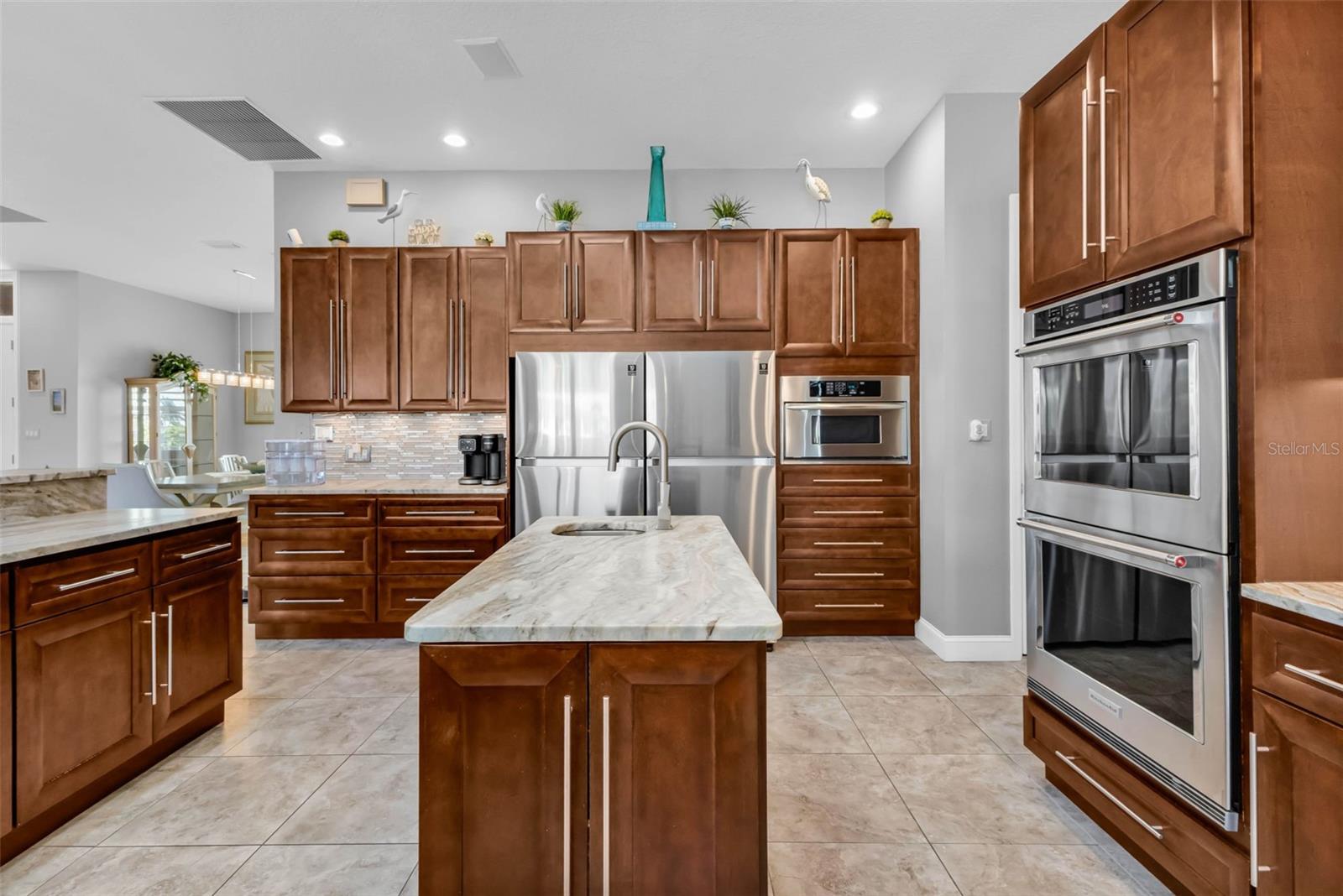 Image 13 of 90 For 3691 Whippoorwill Boulevard