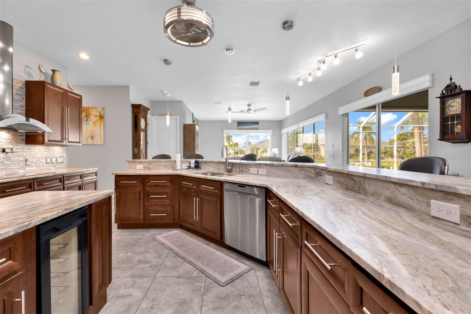 Image 14 of 90 For 3691 Whippoorwill Boulevard