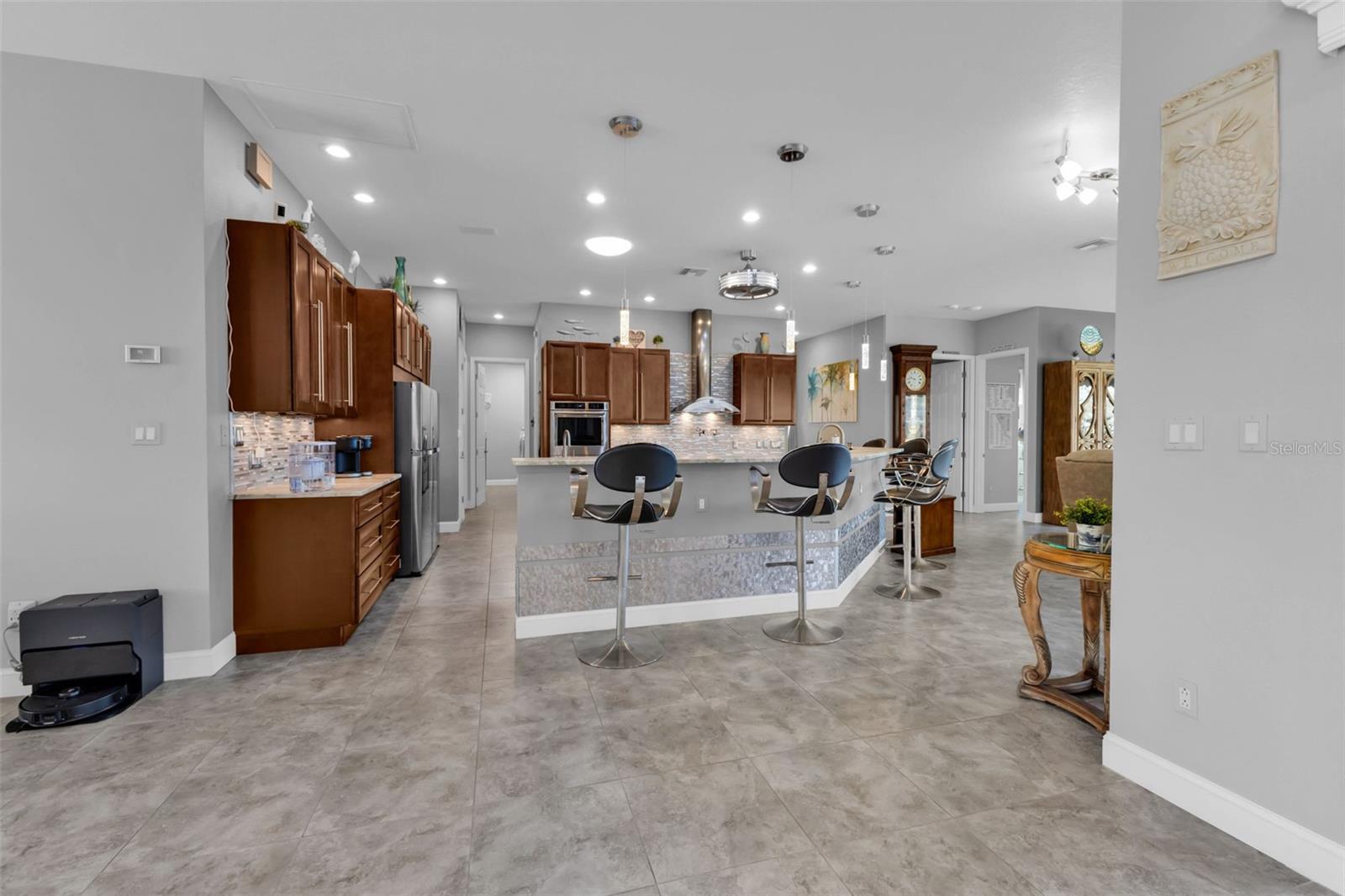 Image 18 of 90 For 3691 Whippoorwill Boulevard