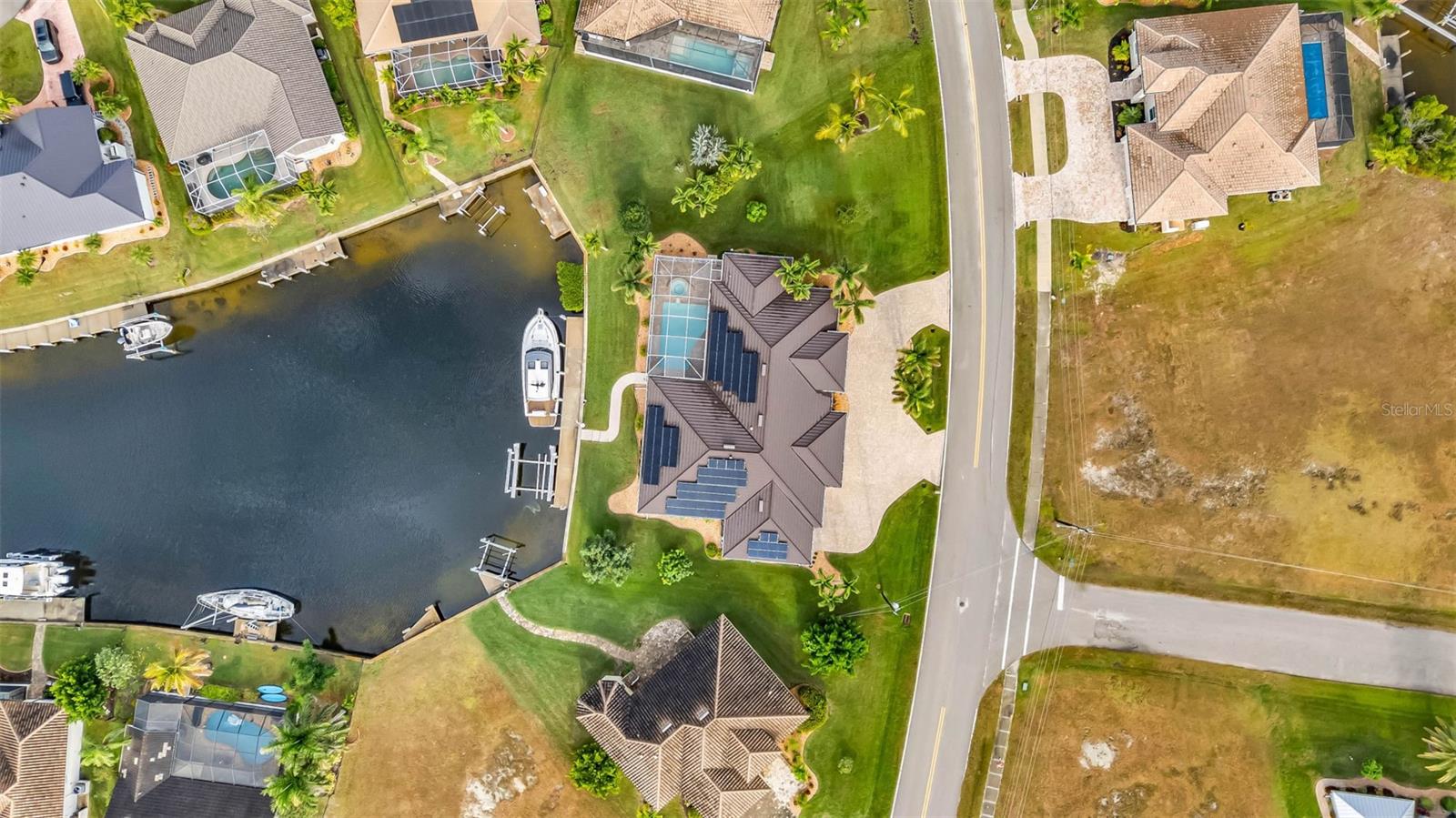 Image 85 of 90 For 3691 Whippoorwill Boulevard